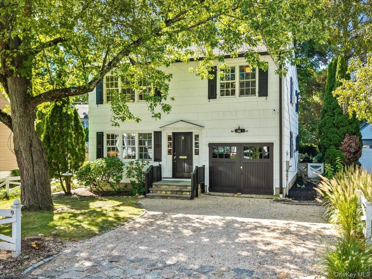 9 Oakwood Avenue Property Photo 1