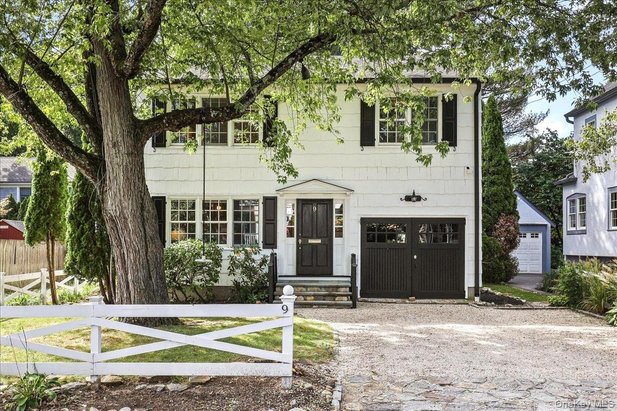 9 Oakwood Avenue Property Photo 2