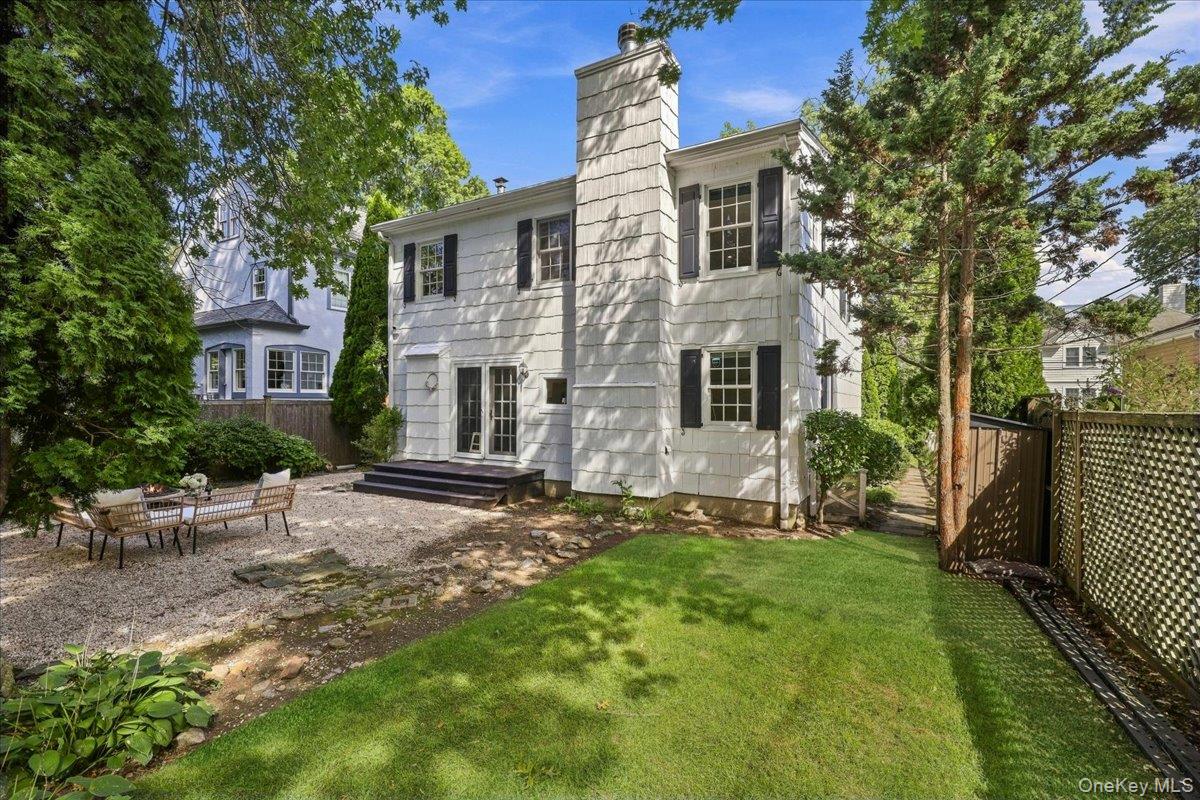 9 Oakwood Avenue Property Photo 4
