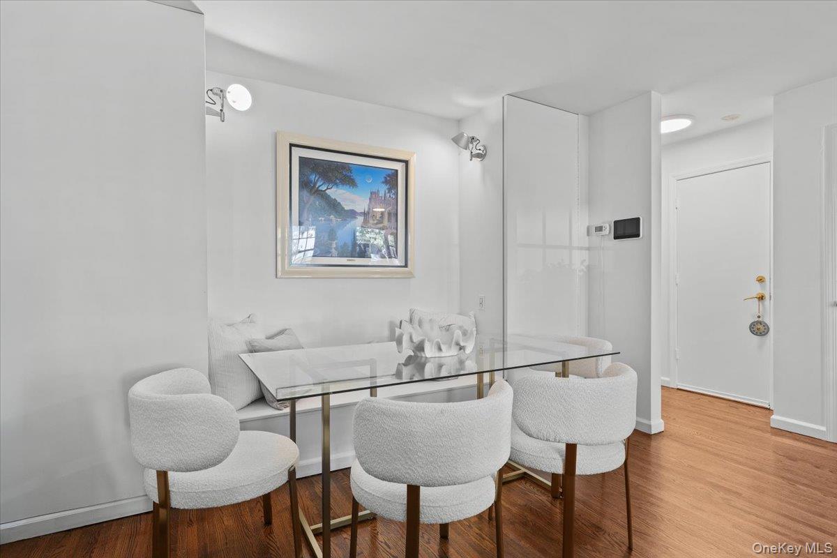 9 Oakwood Avenue Property Photo 8