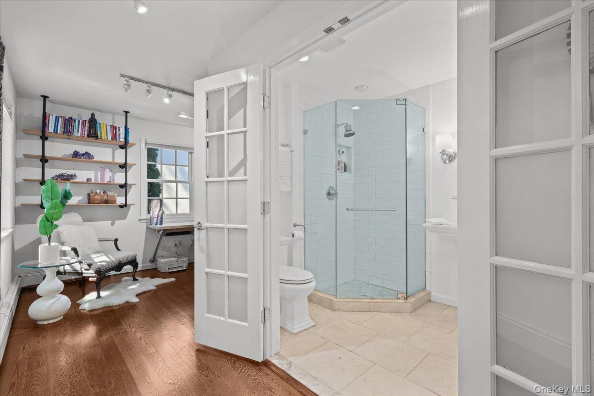9 Oakwood Avenue Property Photo 20