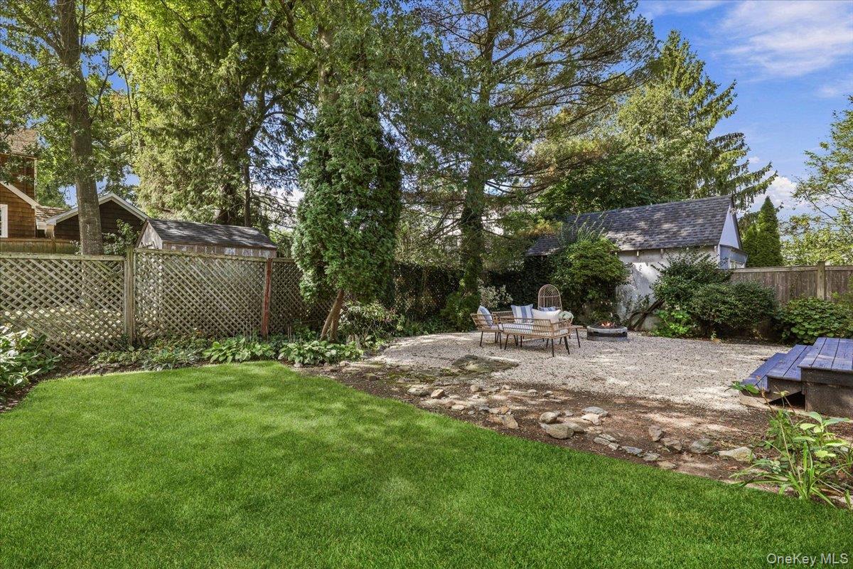 9 Oakwood Avenue Property Photo 28