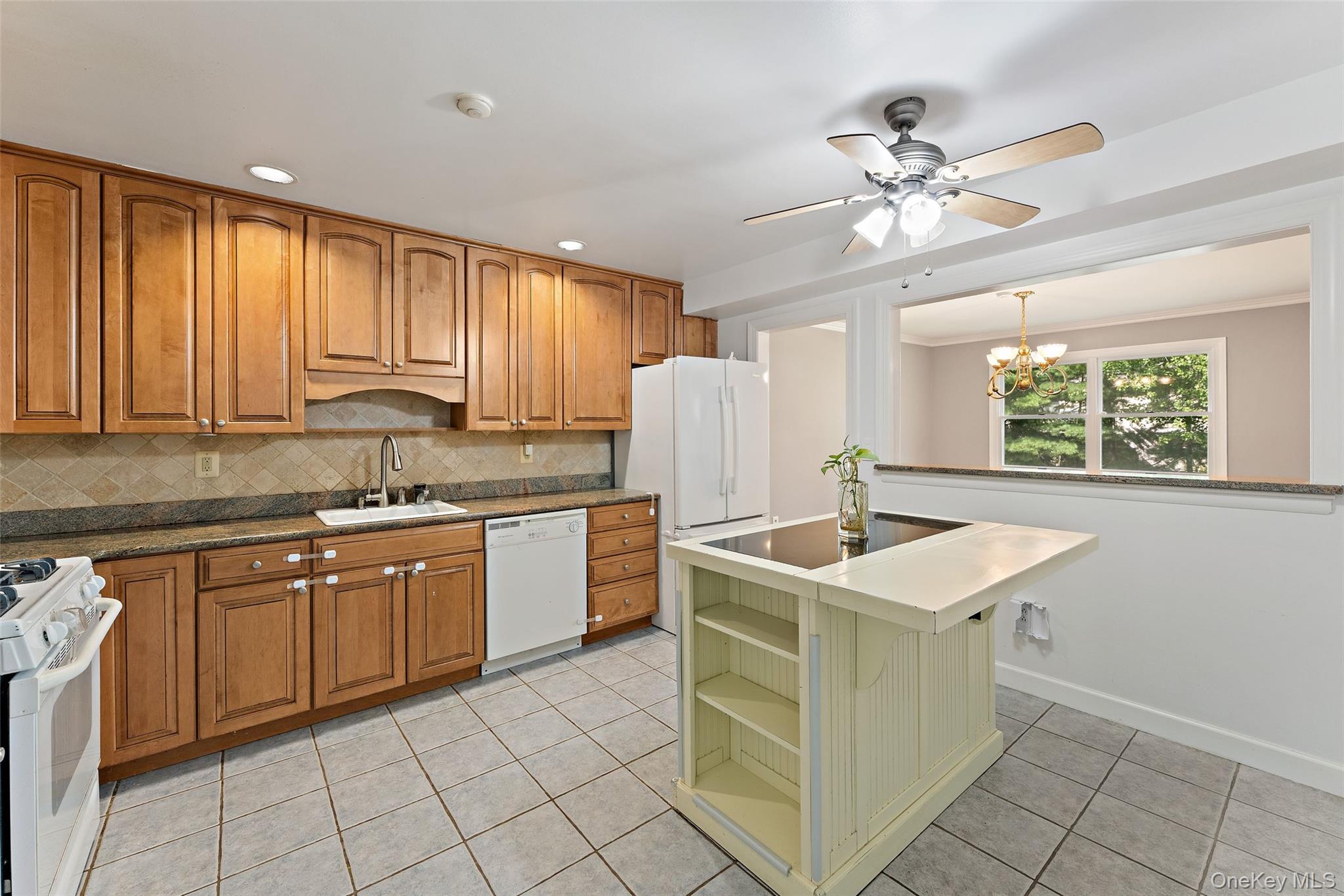 160 N Route 303 4 Property Photo 11
