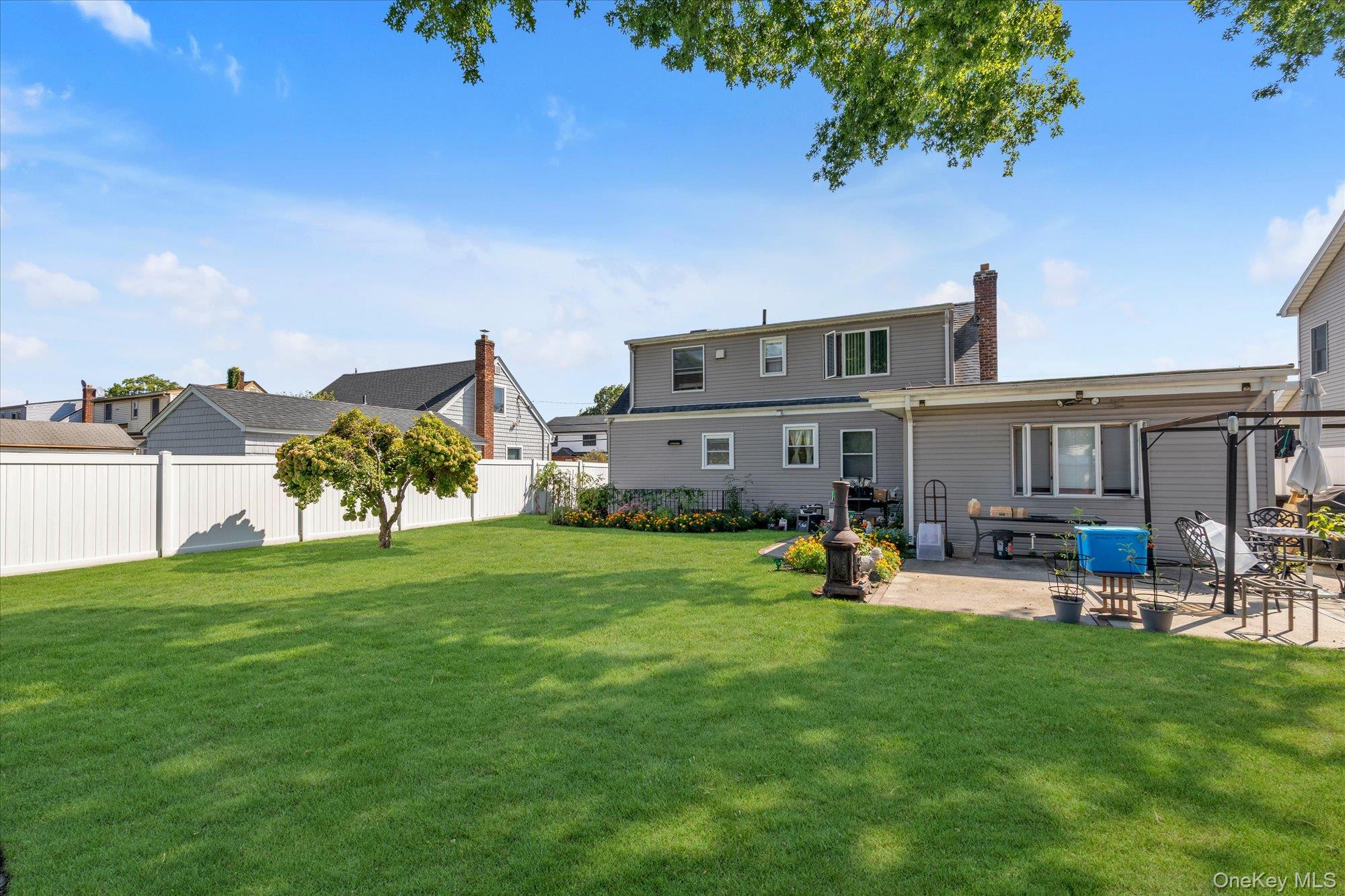 15 Lexington Avenue Property Photo 3