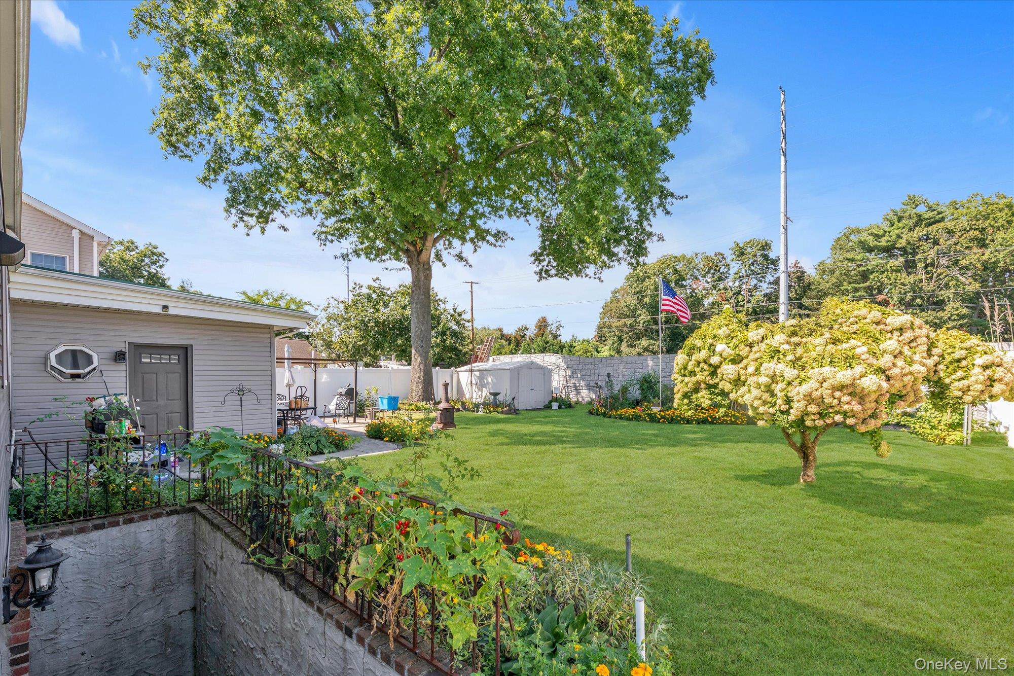 15 Lexington Avenue Property Photo 4
