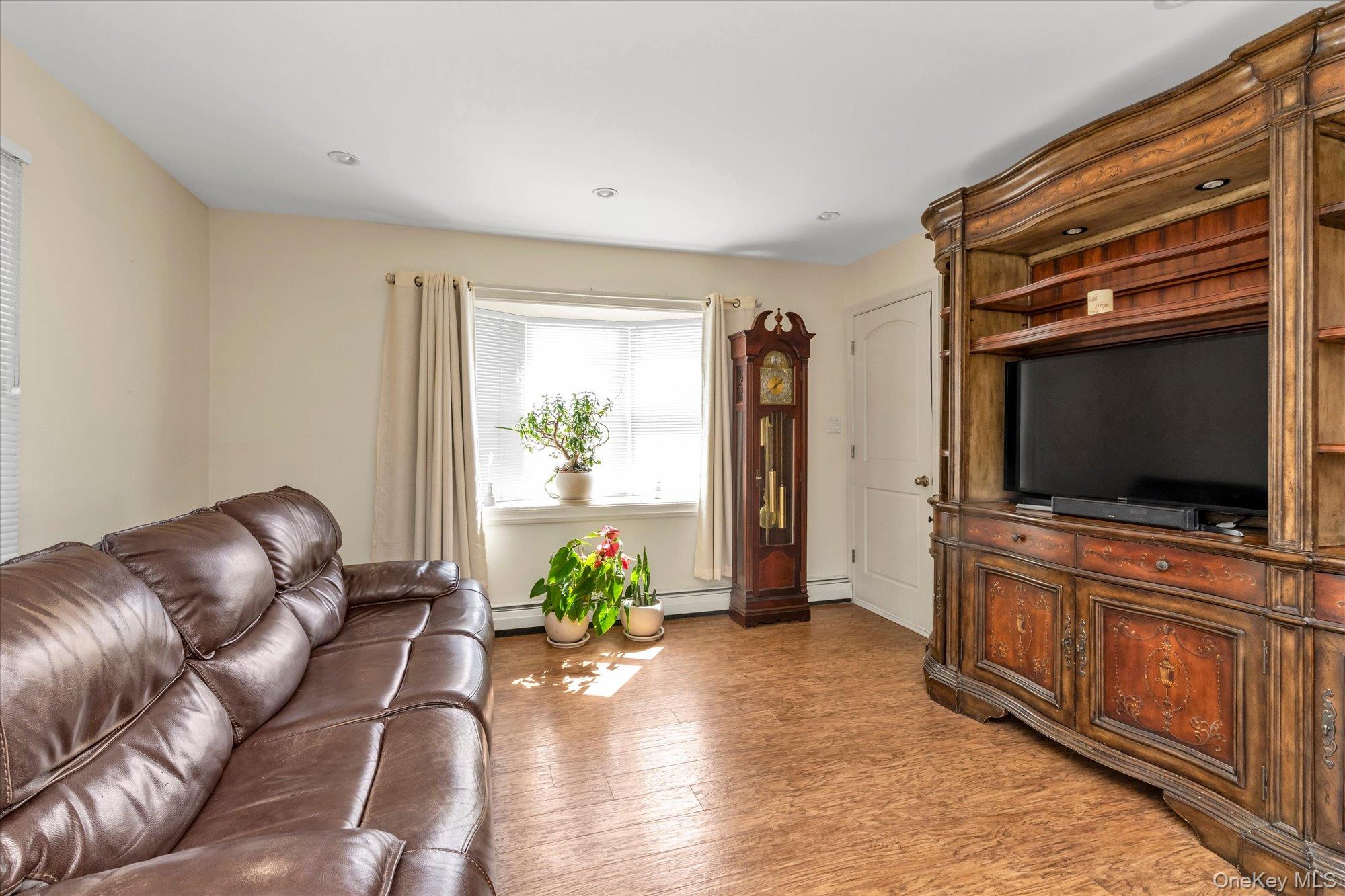 15 Lexington Avenue Property Photo 7