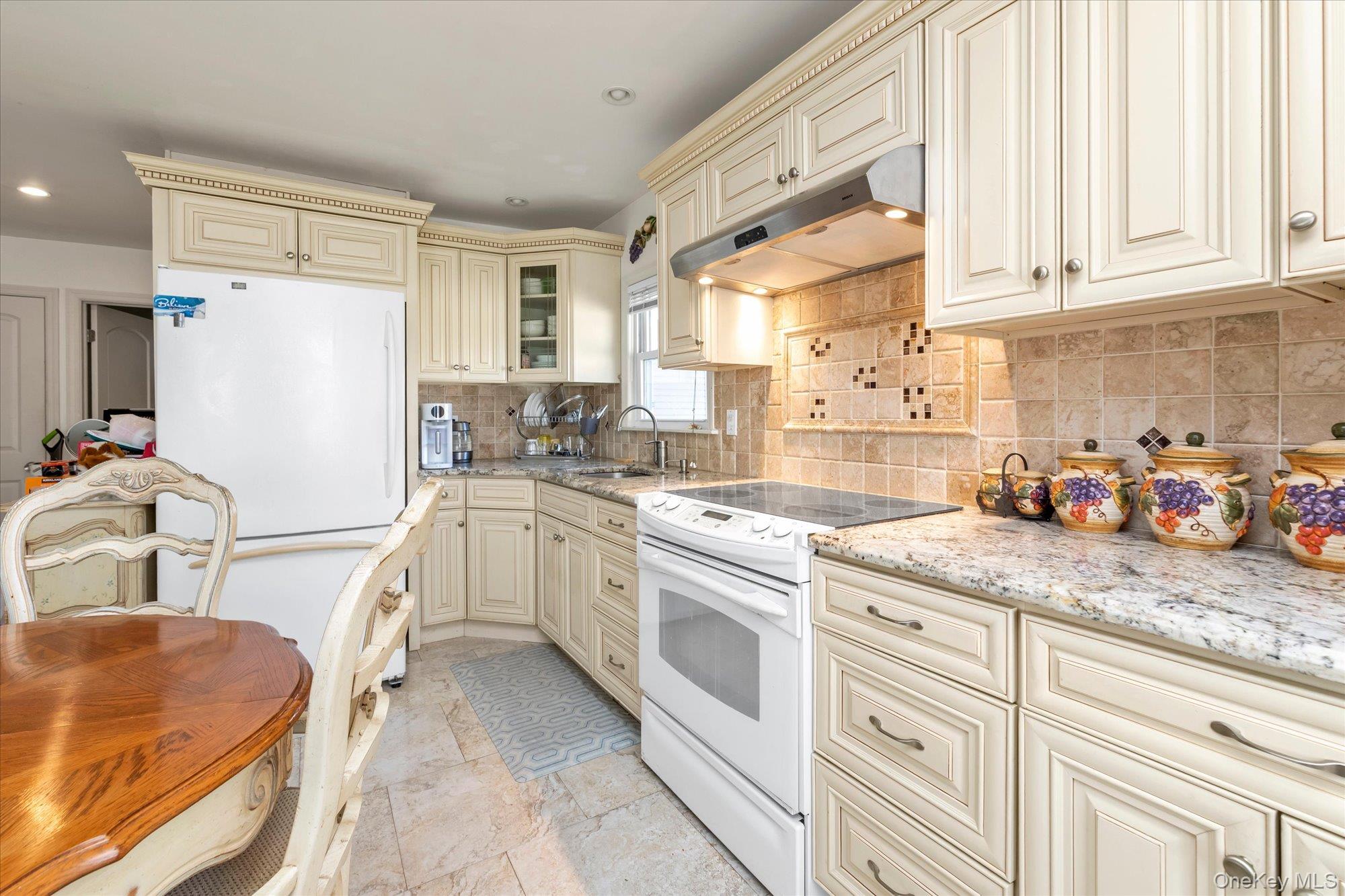 15 Lexington Avenue Property Photo 10