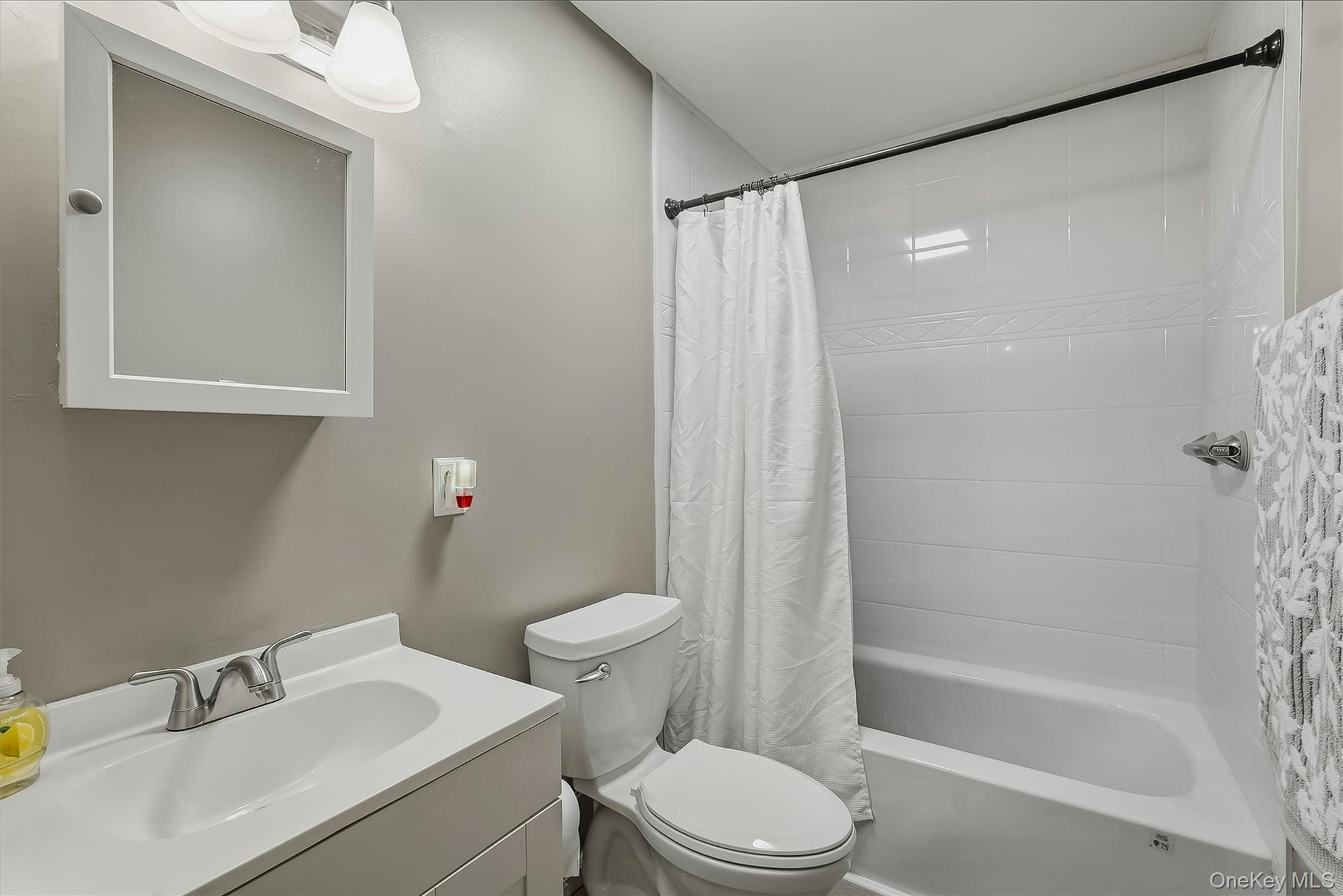 17 Pemart Avenue Property Photo 23