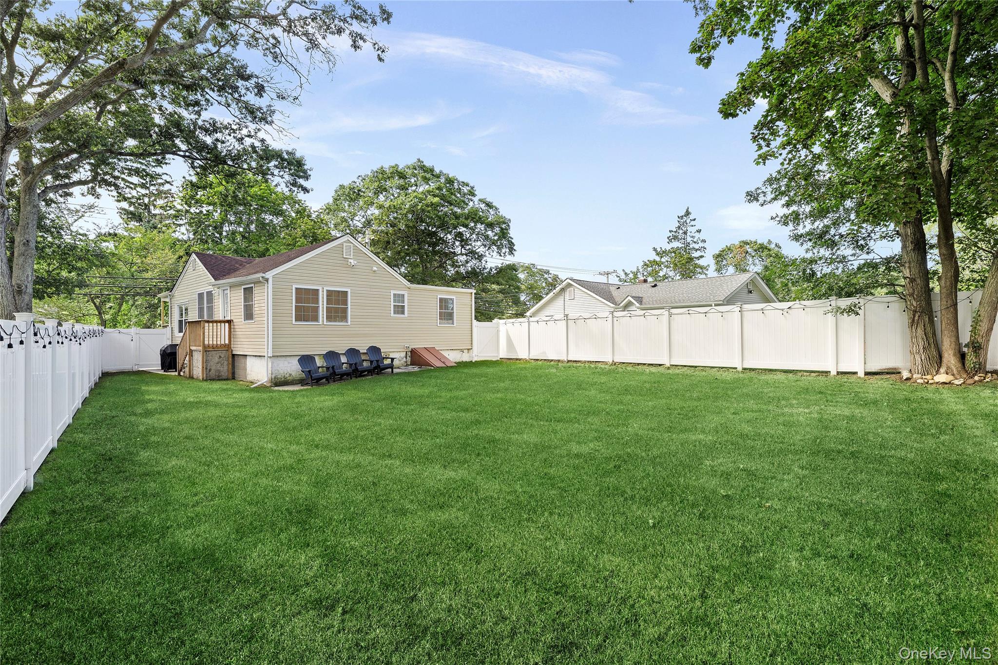 271 Adirondack Drive Property Photo 11