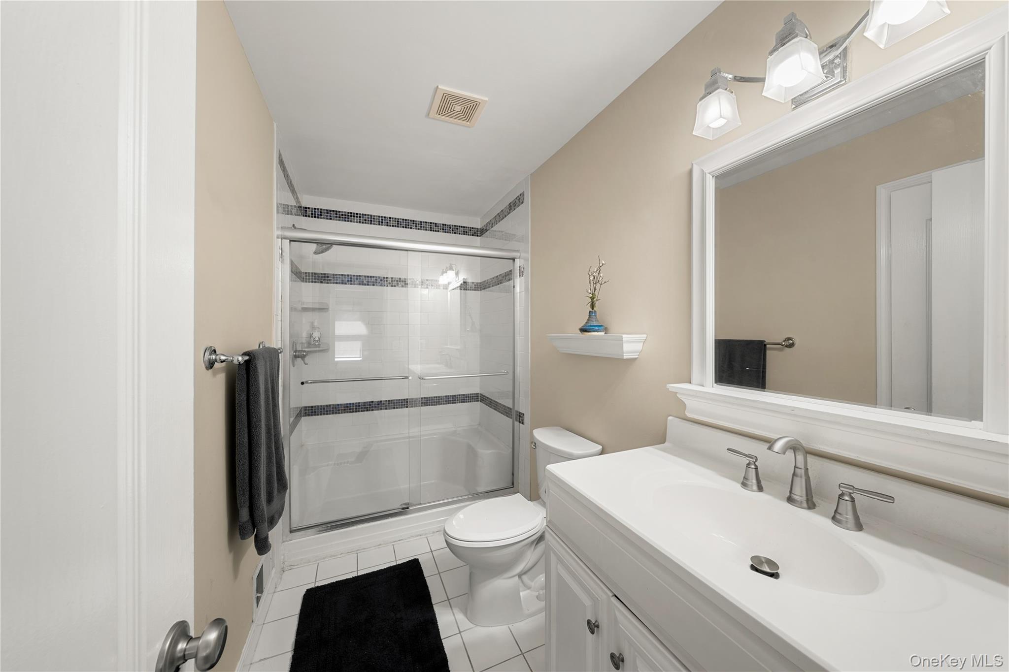 203 Windward Court Property Photo 15