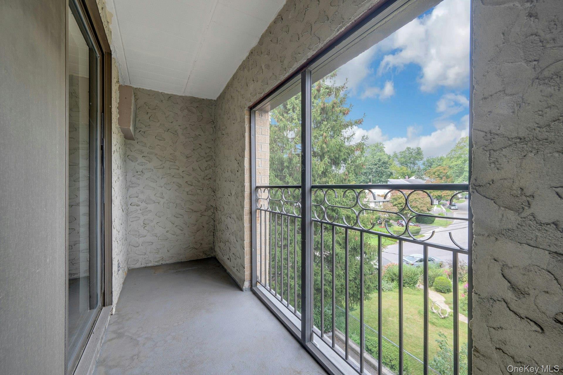 2 Park Avenue 2c Property Photo 10