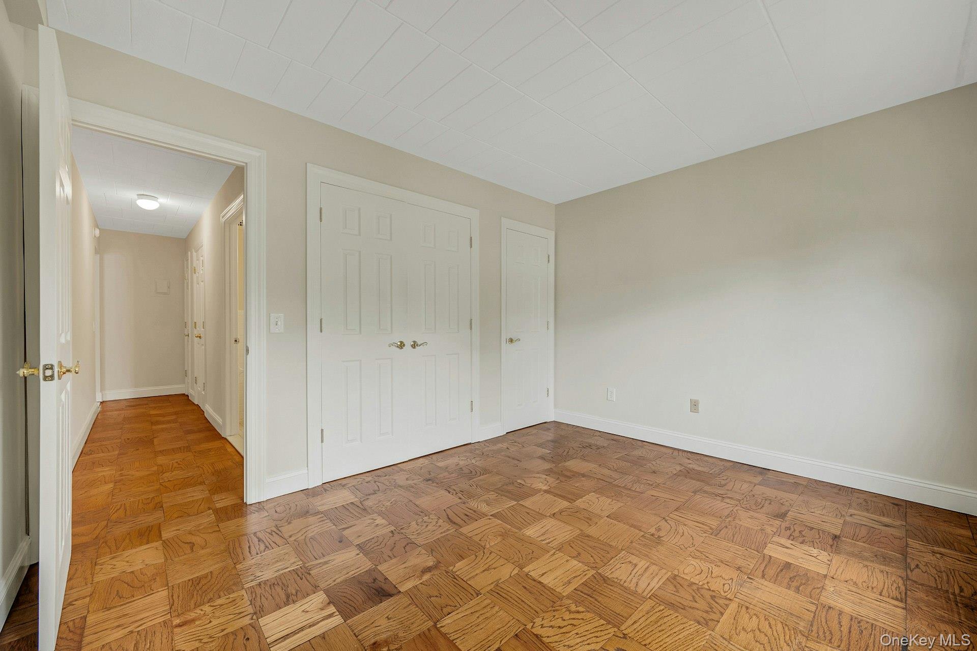 2 Park Avenue 2c Property Photo 12