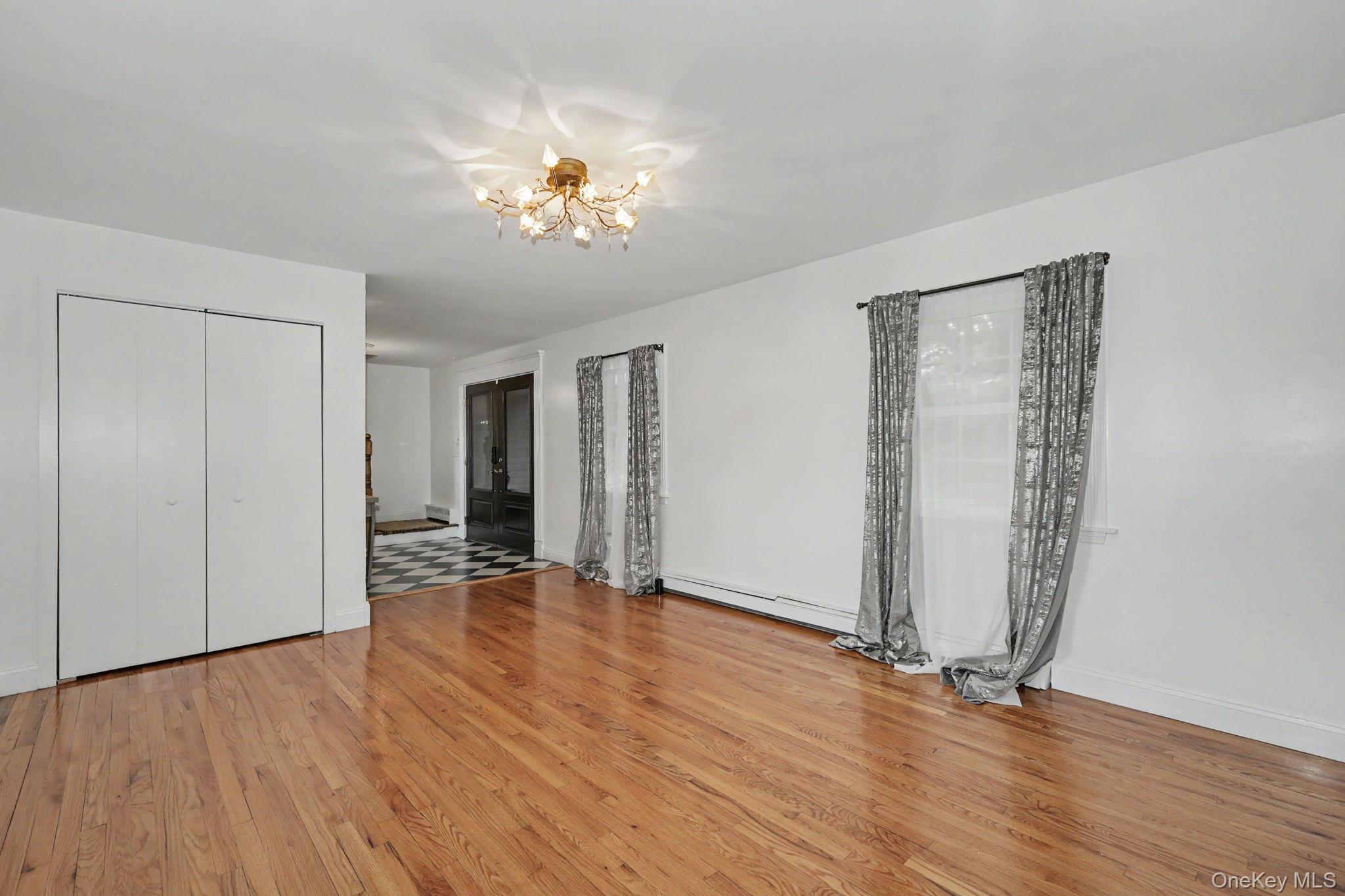 76 Eleanor Drive Property Photo 12
