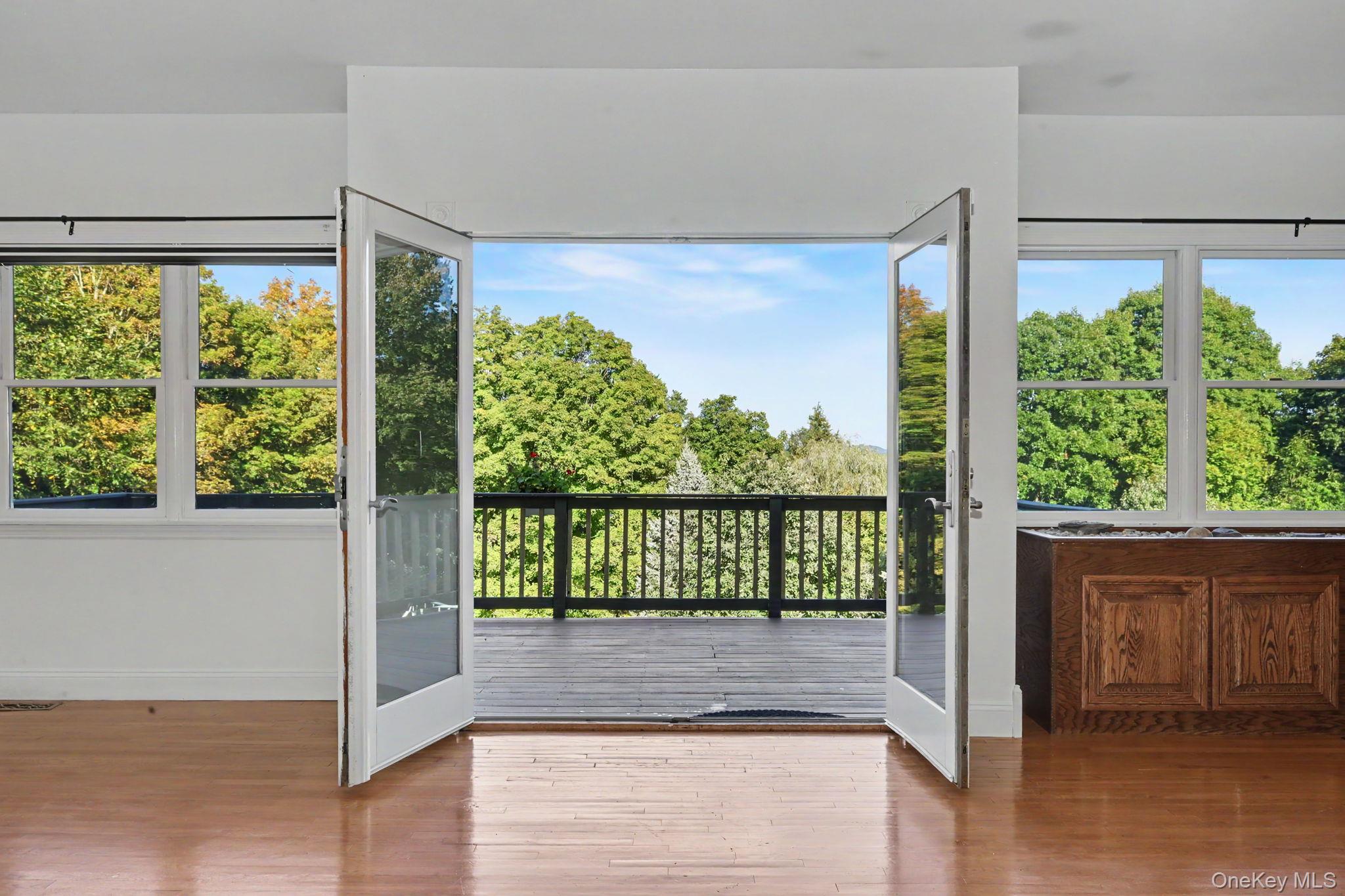 76 Eleanor Drive Property Photo 14