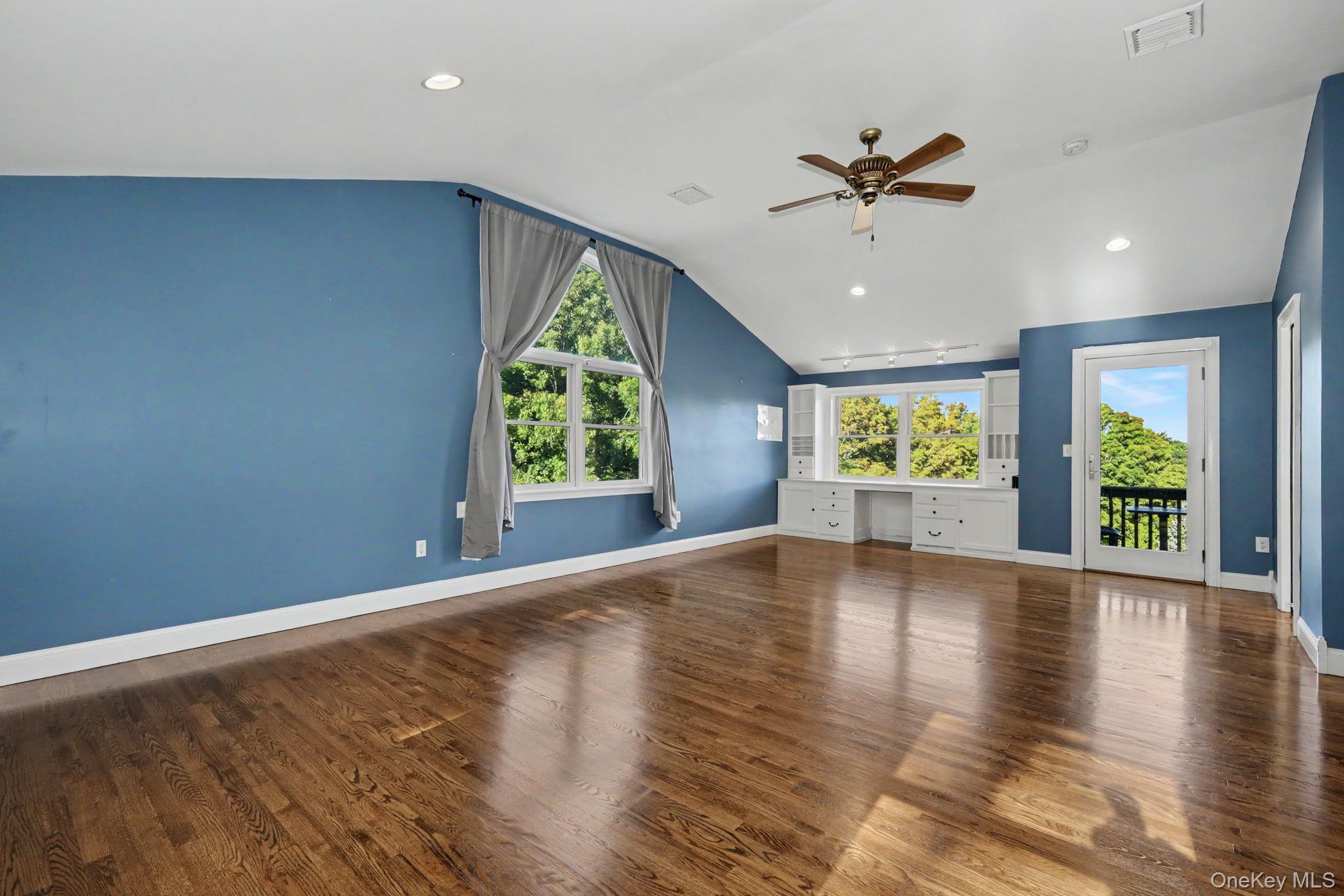 76 Eleanor Drive Property Photo 16