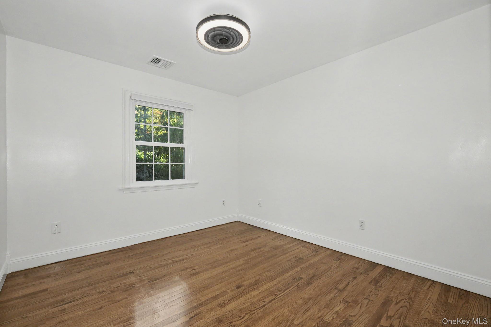 76 Eleanor Drive Property Photo 24