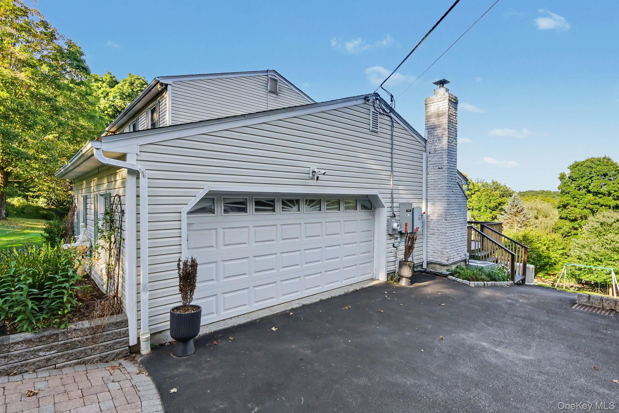 76 Eleanor Drive Property Photo 36