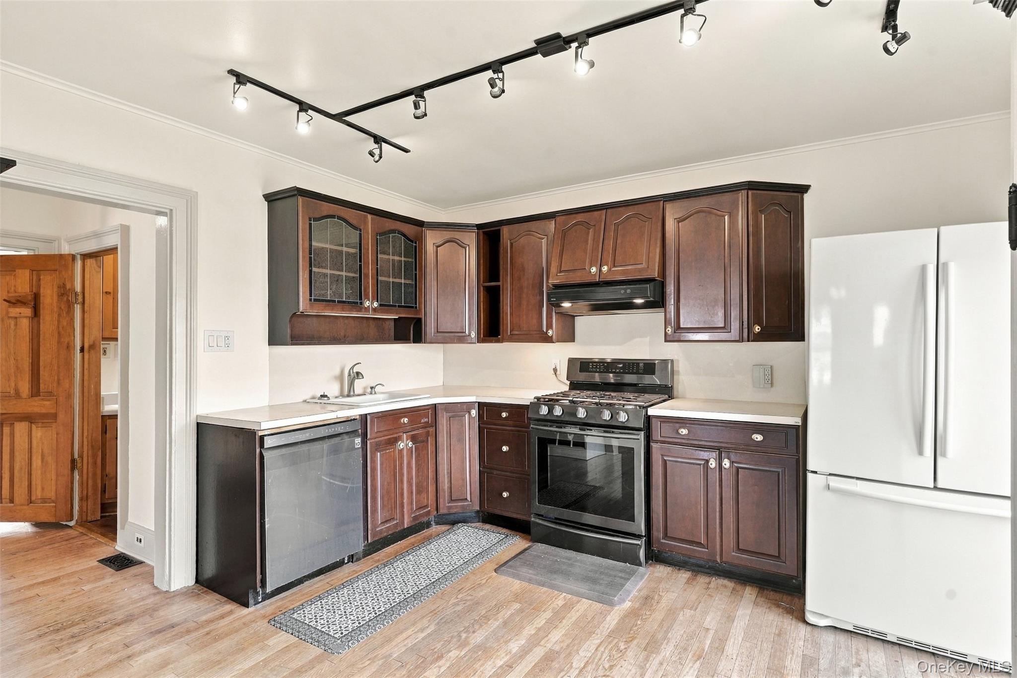 22 Bridge Street Property Photo 9