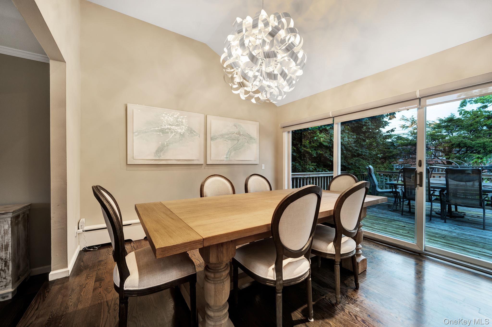 1499 Eric Lane Property Photo 19
