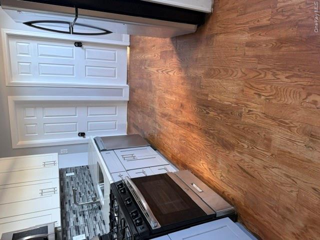 689 E 224th Street 2 Property Photo 1