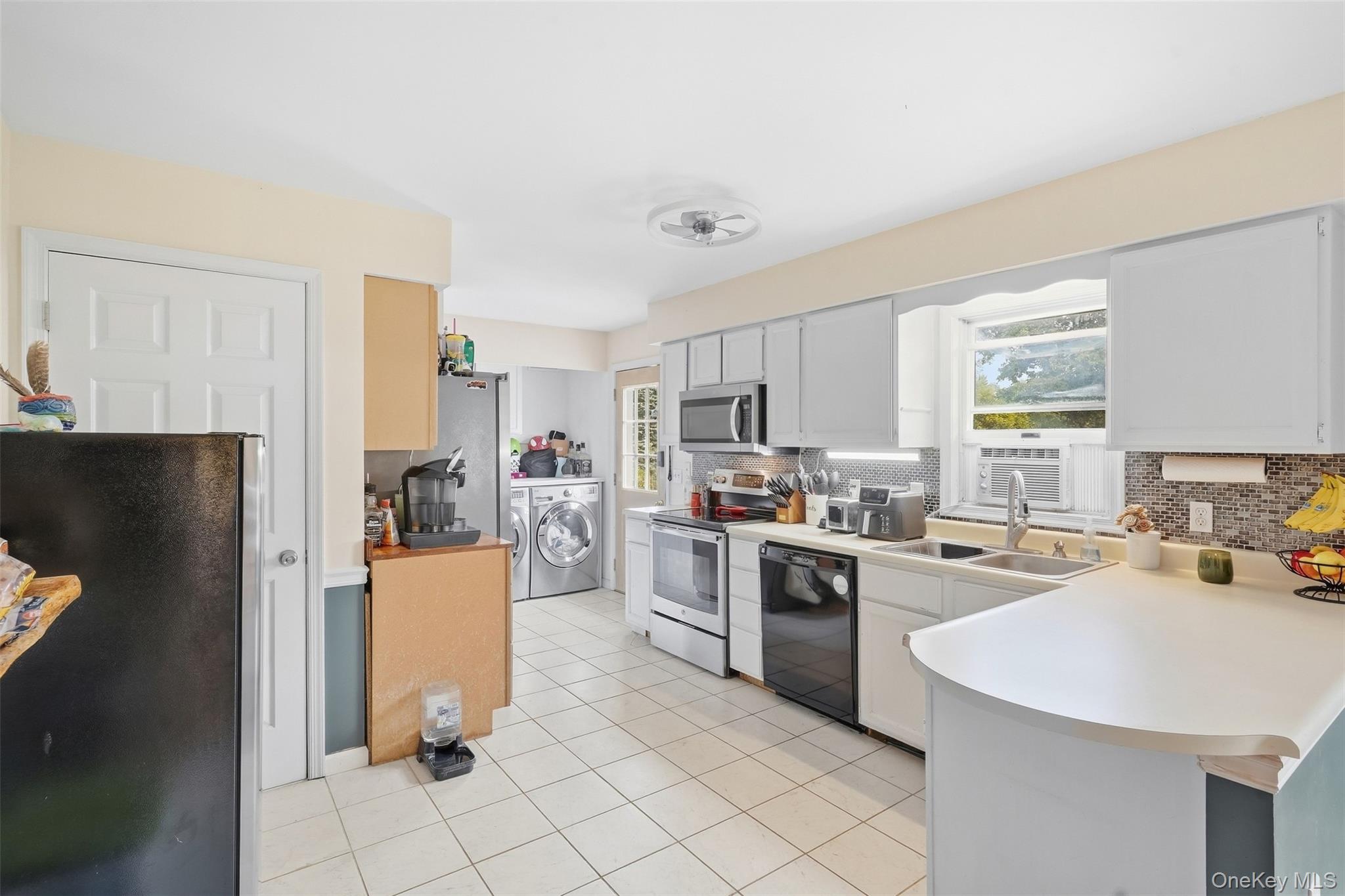 175 Nevis Road Property Photo 4