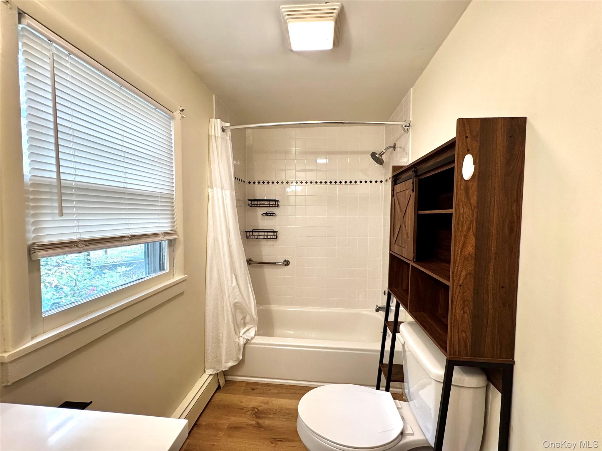 72 Bross Street Property Photo 17