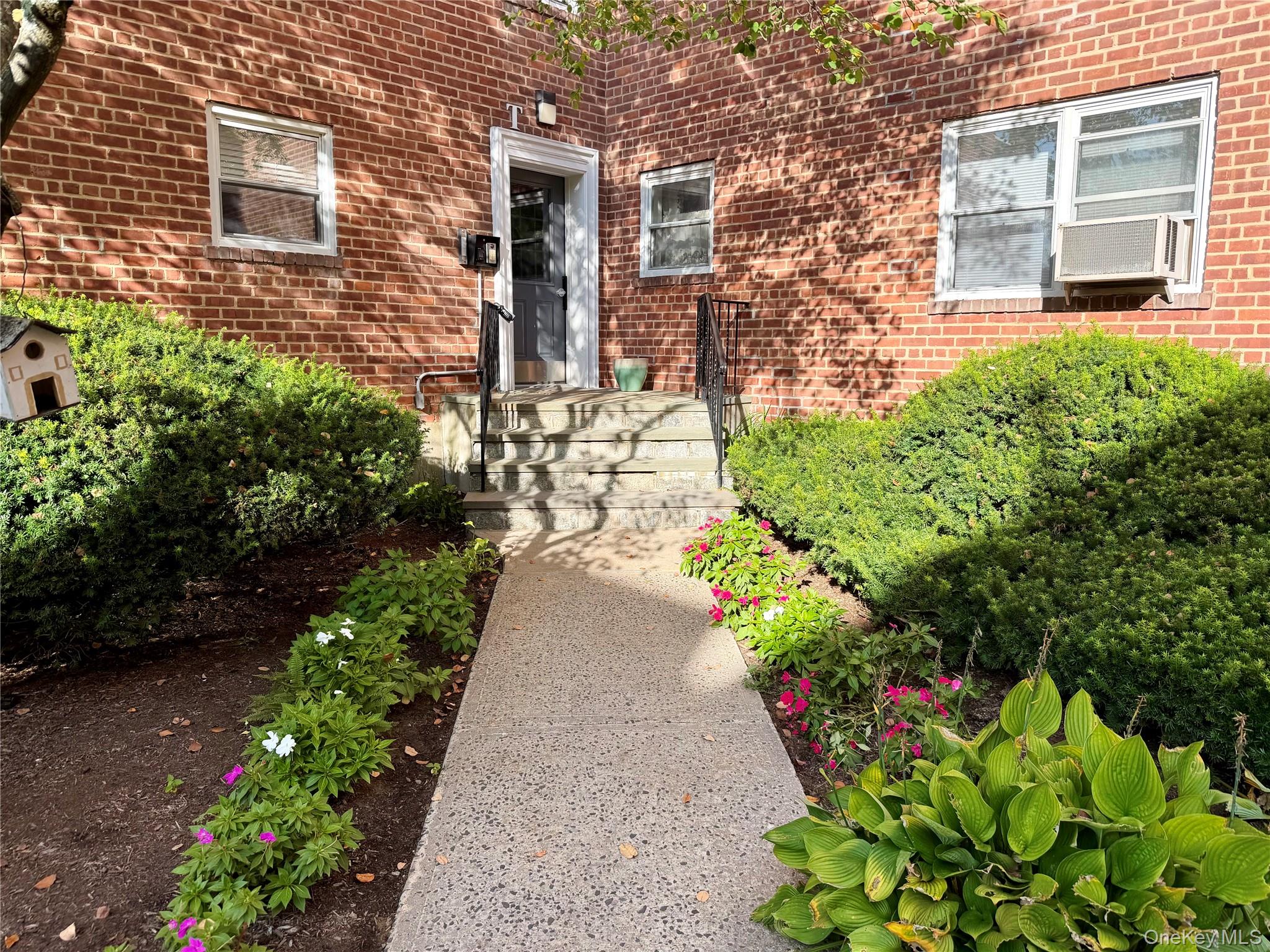 320 S Broadway T3 Property Photo 1