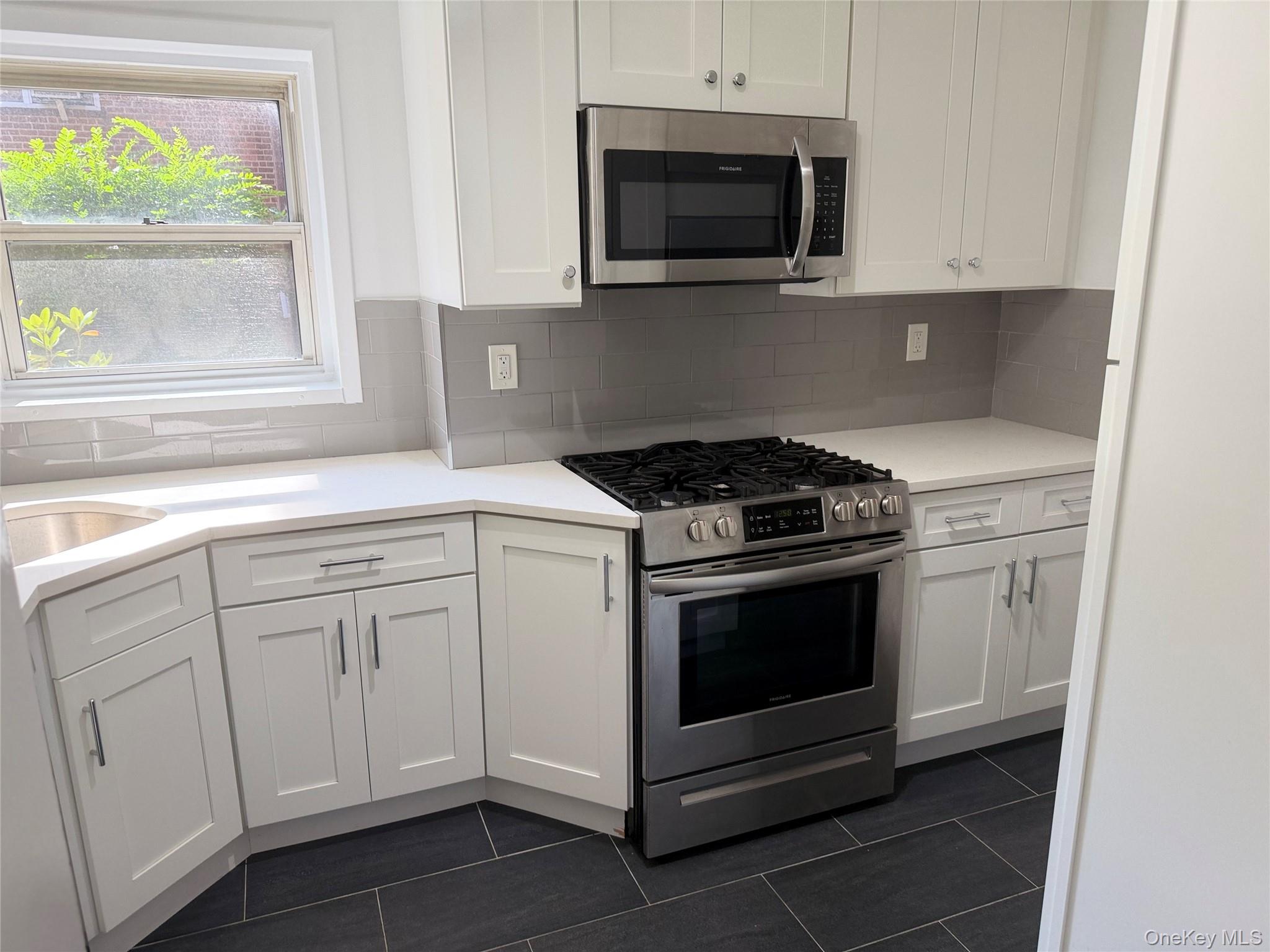 320 S Broadway T3 Property Photo 2