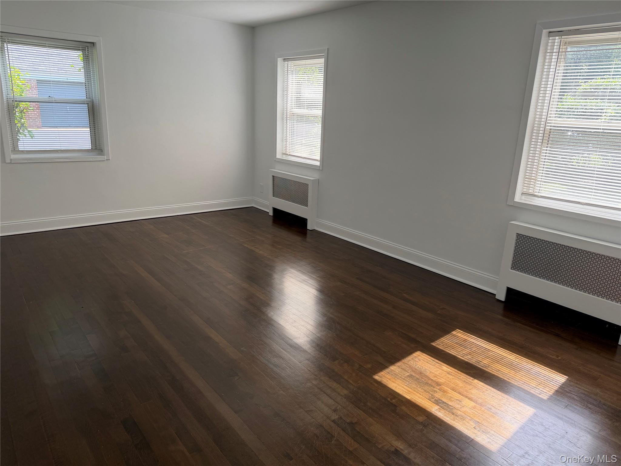 320 S Broadway T3 Property Photo 6