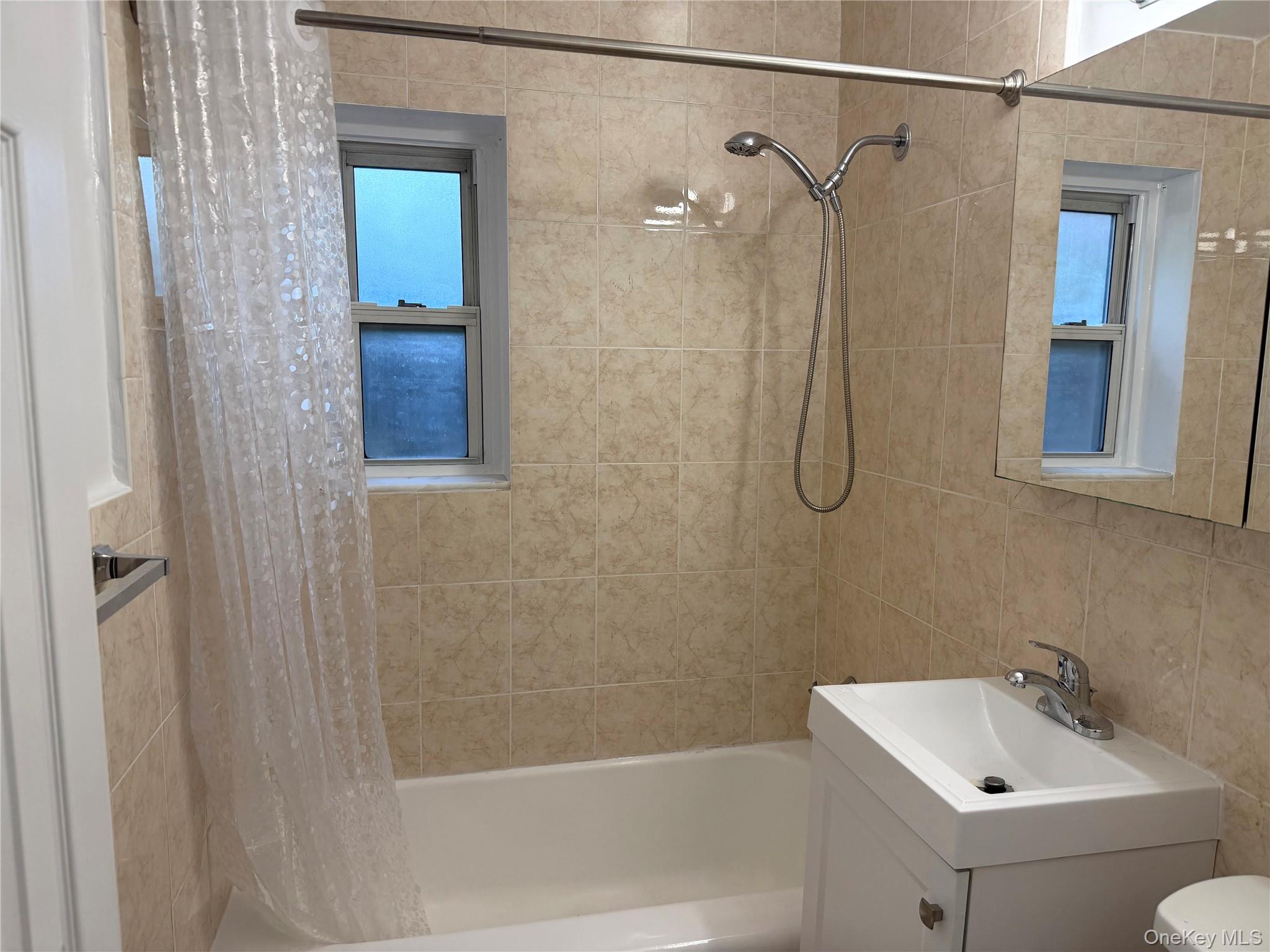 320 S Broadway T3 Property Photo 13