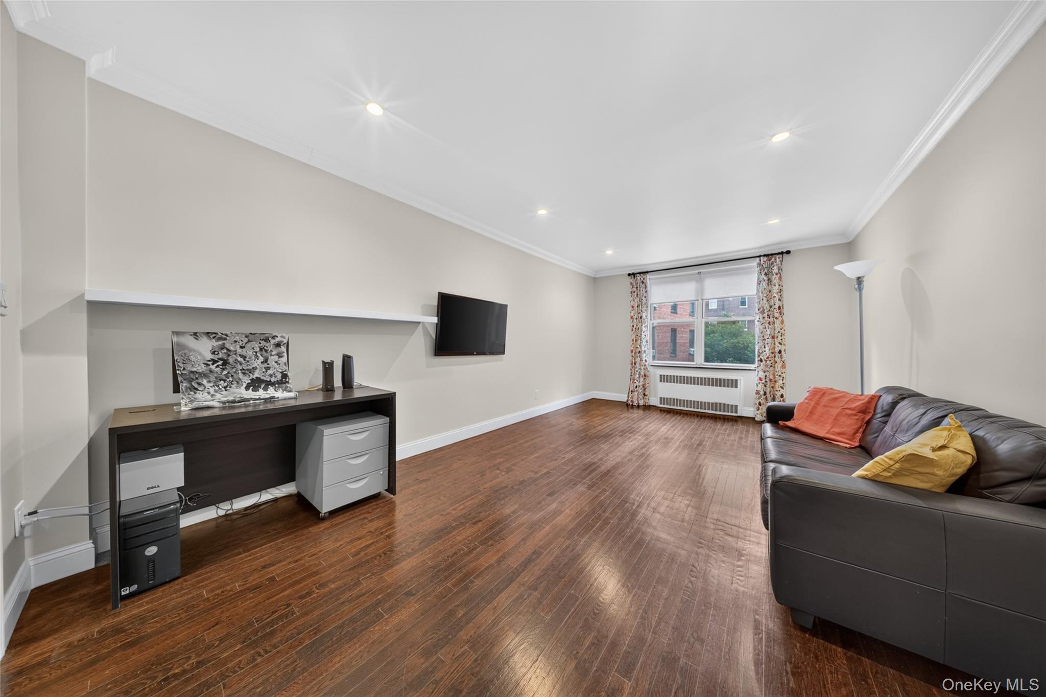 42-25 80th Street #3r Property Photo 3