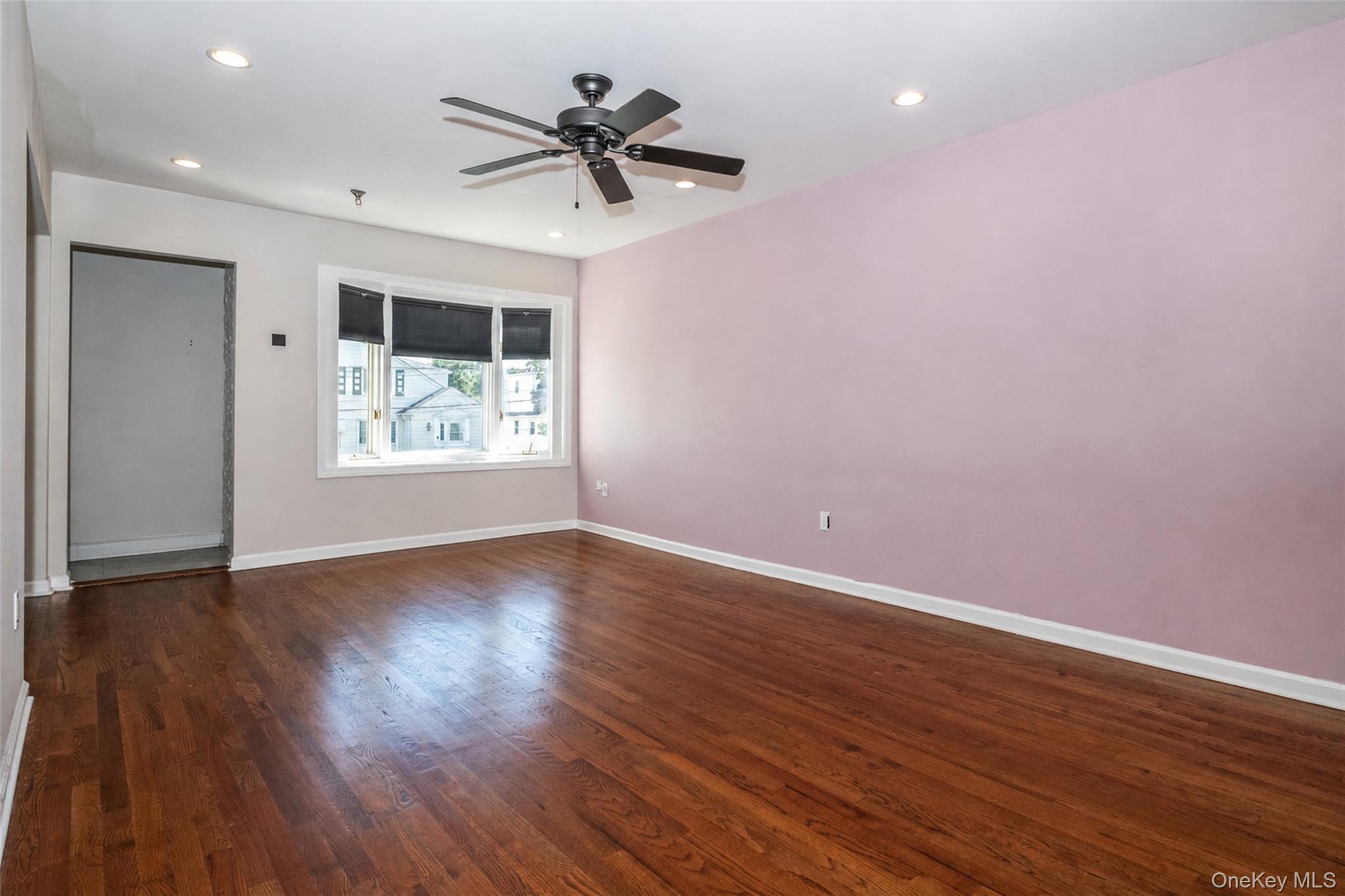 7 Ronalds Avenue Property Photo 4