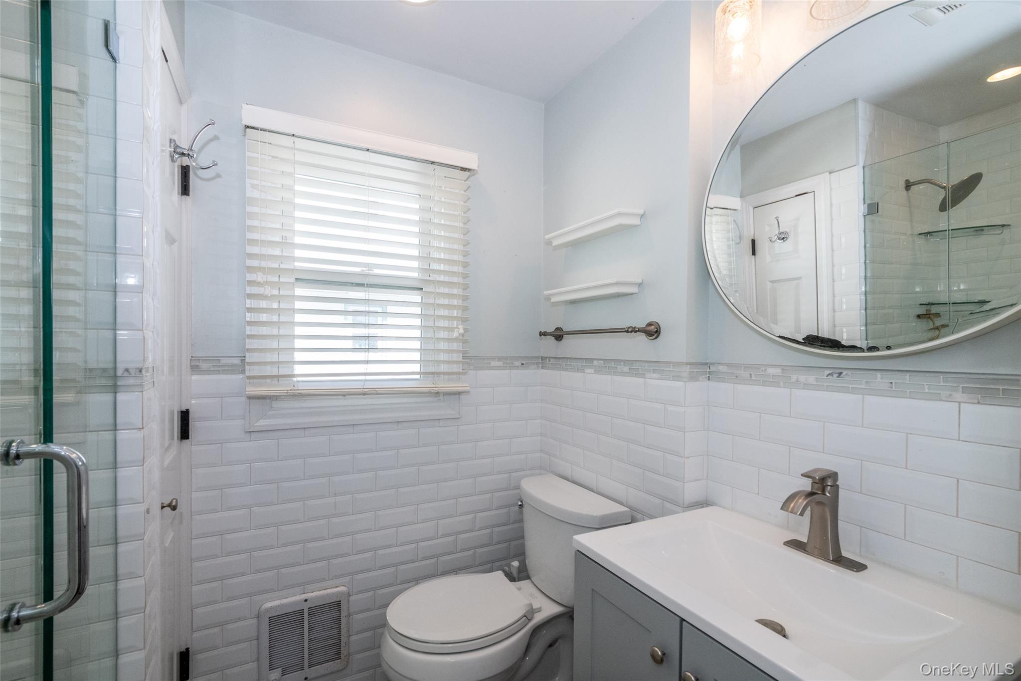 7 Ronalds Avenue Property Photo 9