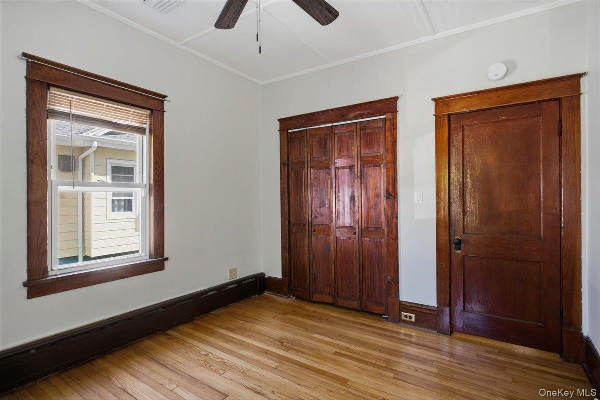 8 E Willow Street Property Photo 18