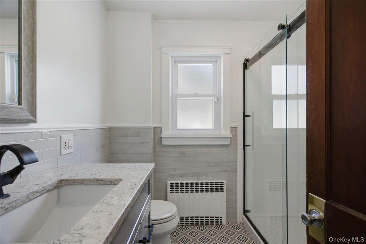 8 E Willow Street Property Photo 19
