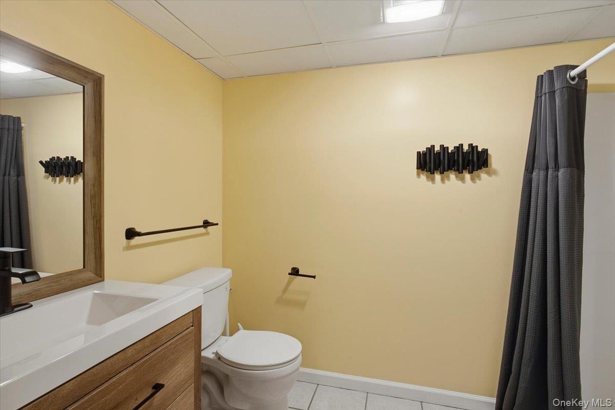 8 E Willow Street Property Photo 27