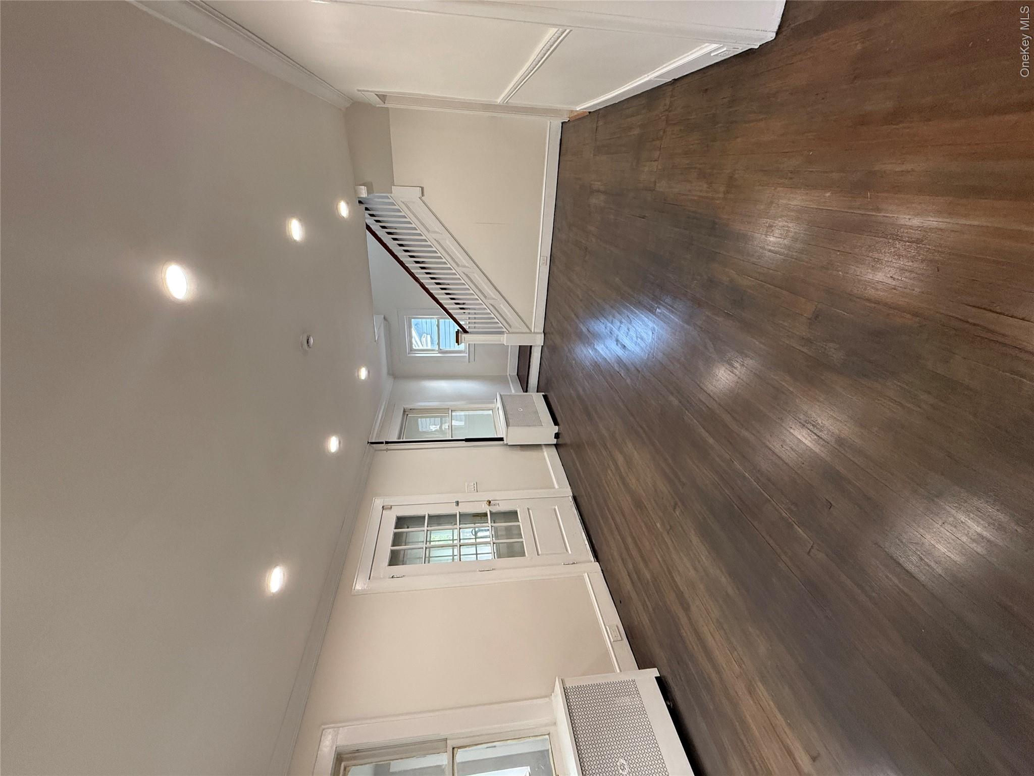 77 Woods Avenue Property Photo 5