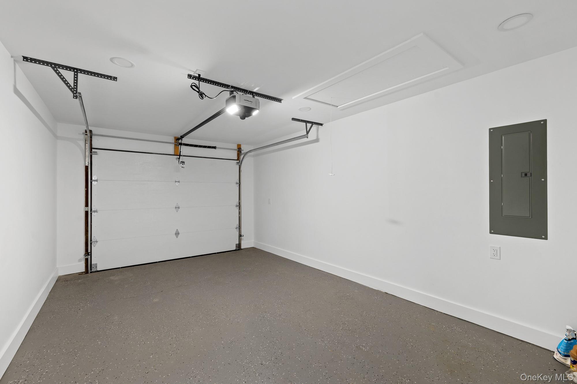 35 Winside Lane Property Photo 31