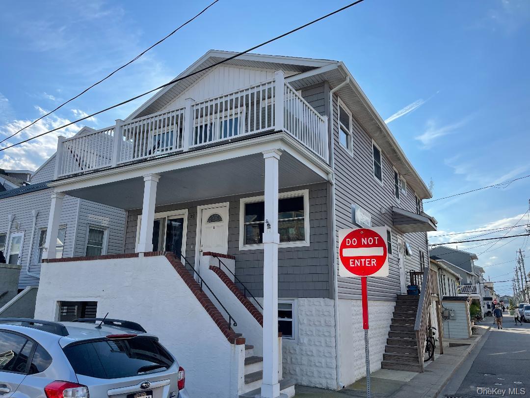 21 Maryland Avenue C Property Photo 2