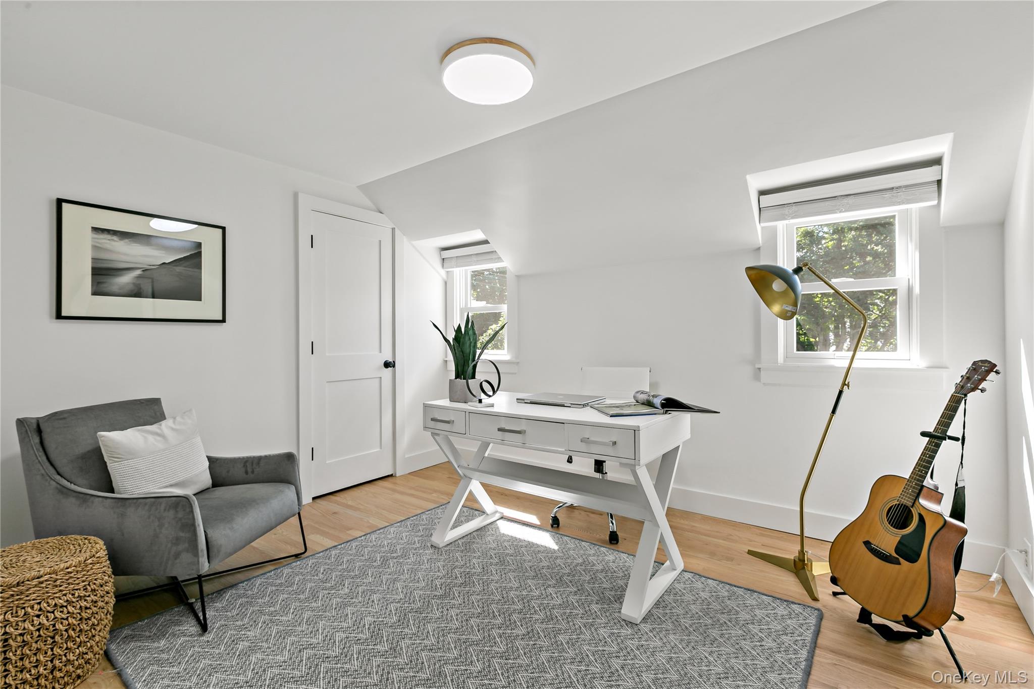1 Stoneleigh Close Property Photo 18