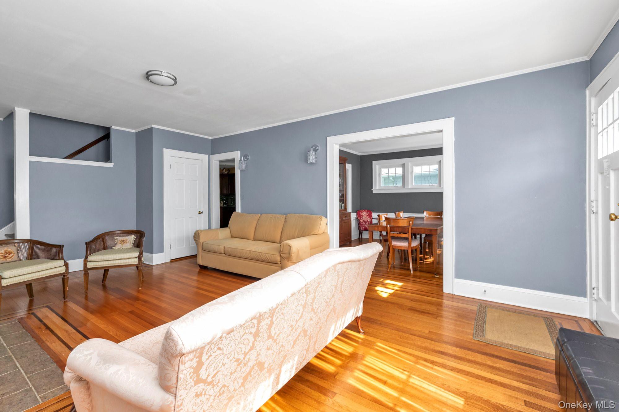 238 Burtis Avenue Property Photo 4