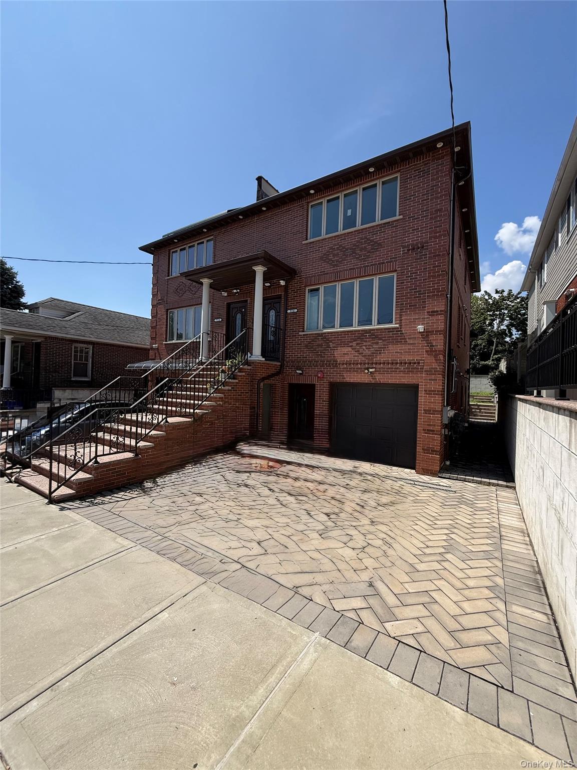 9-24 129th Street Property Photo 1