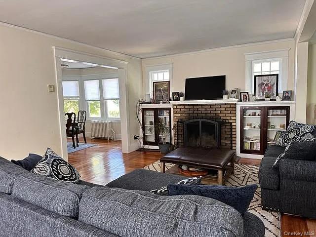 42 Sammis Street Property Photo 2