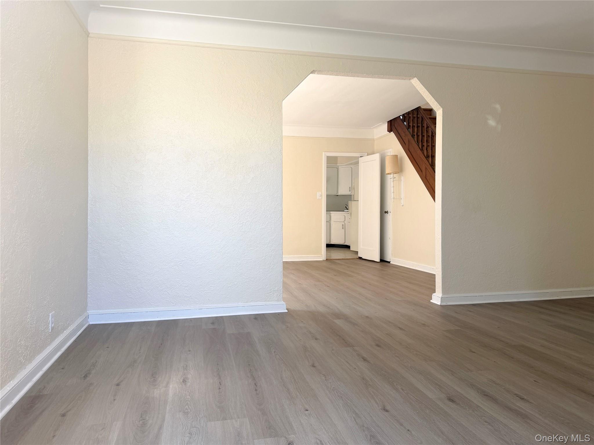 1941 Yates Avenue Property Photo 3