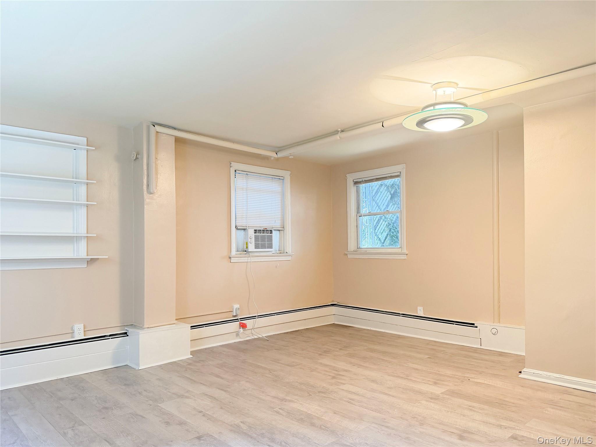 1941 Yates Avenue Property Photo 27