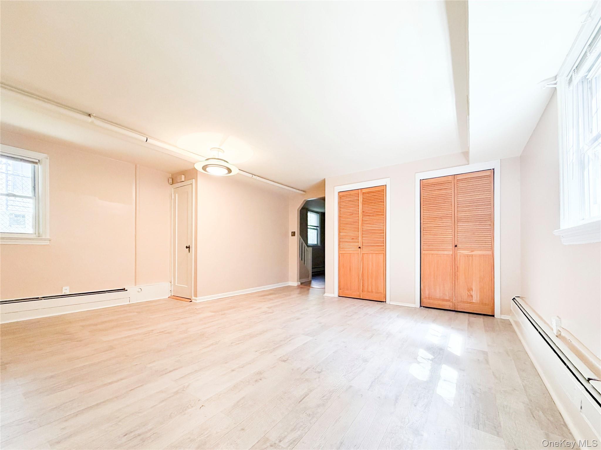 1941 Yates Avenue Property Photo 28