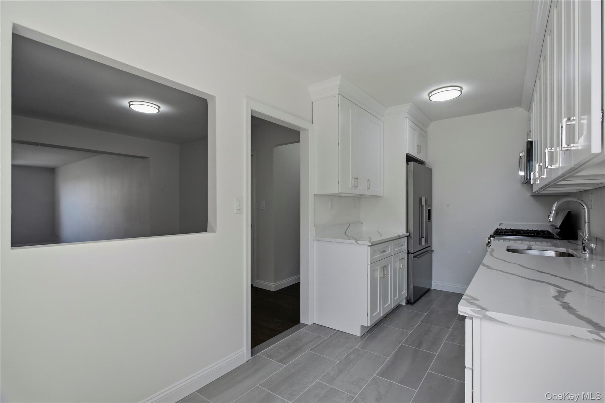 74-45 Yellowstone Boulevard 4g Property Photo 13