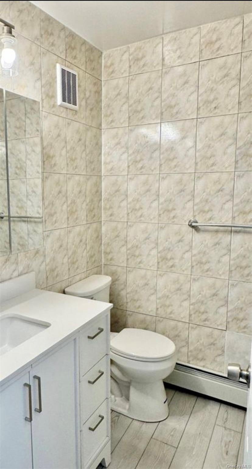 1515 209th Street 3 Property Photo 6