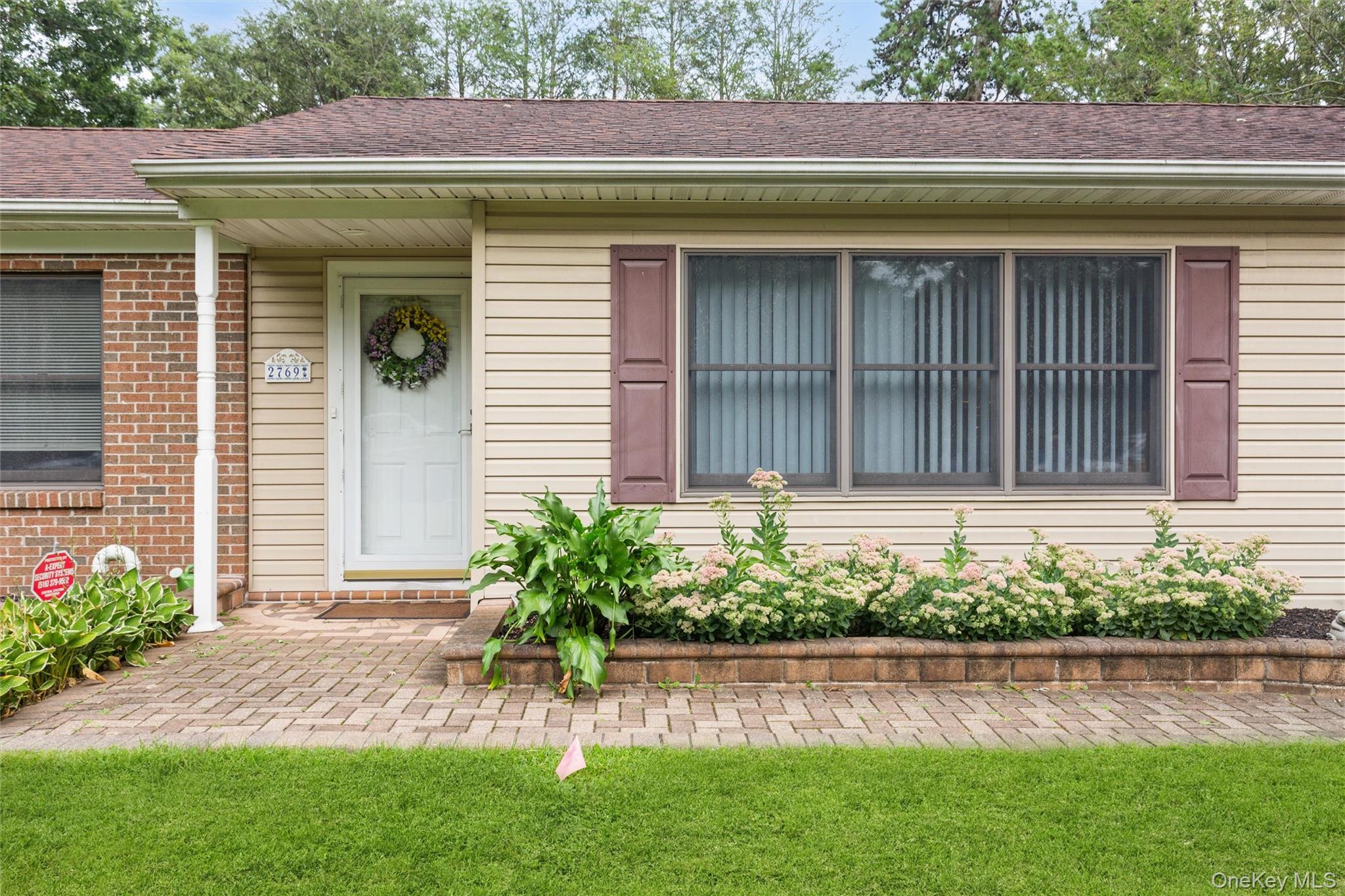 2769 Pond Road Property Photo 4