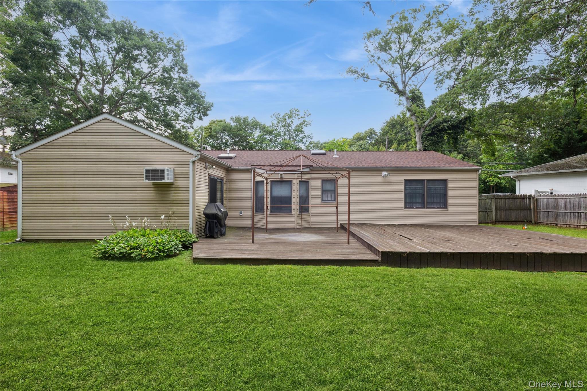 2769 Pond Road Property Photo 16